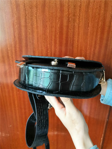 Image of NIGEDU Women Crossbody SaddleBag